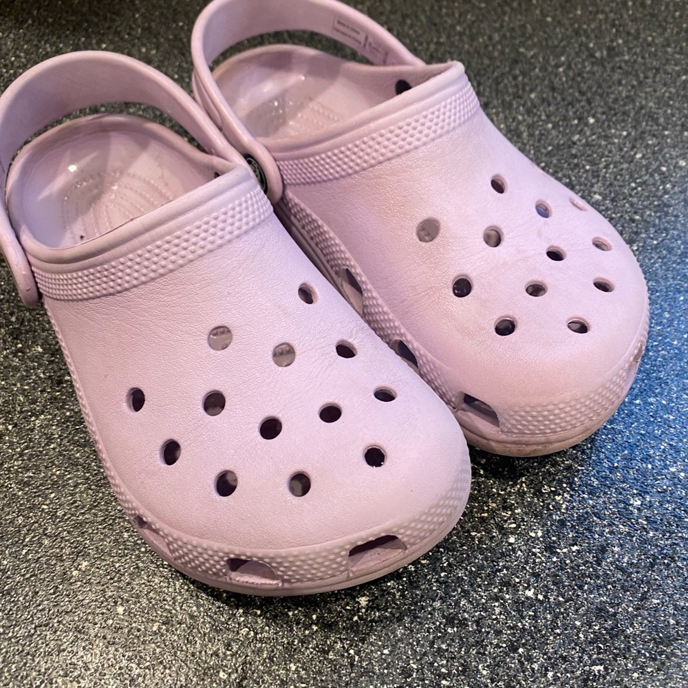 Lilac size 2 Crocs - Picture 3 of 3